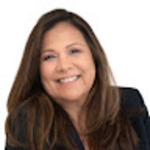 Meet your Posher, Demetria